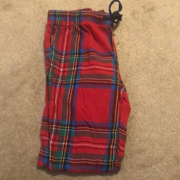 Red Plaid Pyjama Bottoms!!! 6$ - Picture 3 of 3